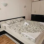 شقة Europroperties Yalta غولدن ساندز