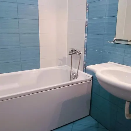 Апартамент Europroperties Yalta Златни пясъци