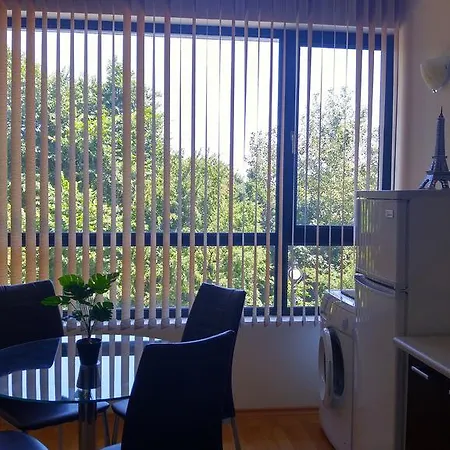 Europroperties Yalta Златни пясъци