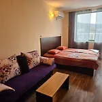 Europroperties Yalta Apartament *