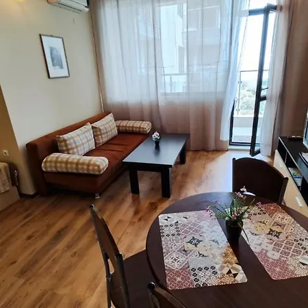 Europroperties Yalta גולדן סנדס