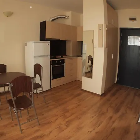 Europroperties Yalta Apartment Golden Sands