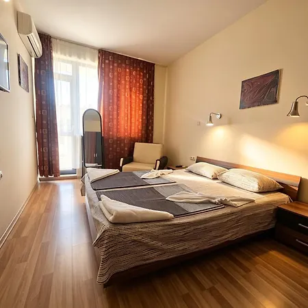 Апартаменты Europroperties Yalta Золотые Пески