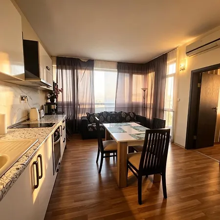 Апартаменты Europroperties Yalta Золотые Пески