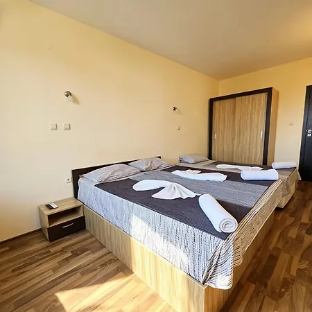 Europroperties Yalta Золотые Пески