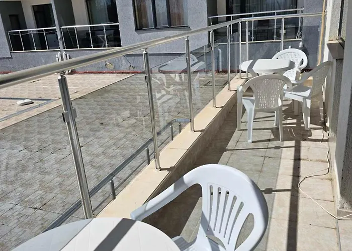 Europroperties Yalta דירה גולדן סנדס