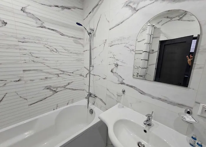 Europroperties Yalta * غولدن ساندز
