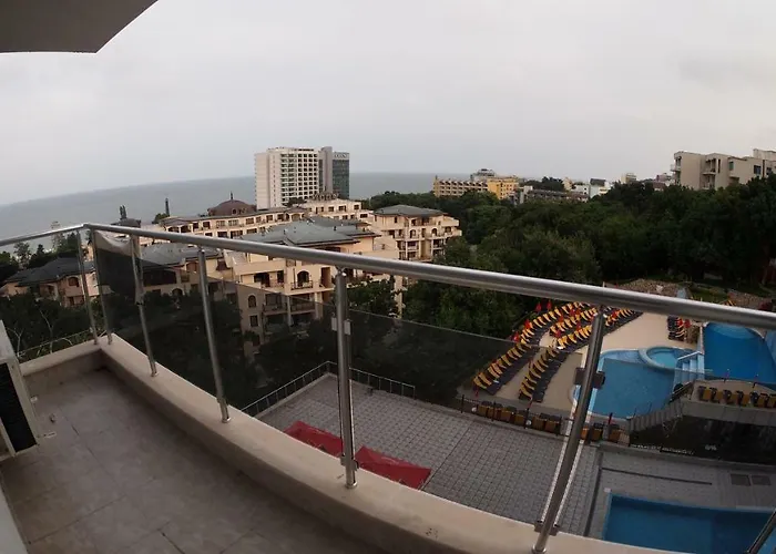 Apartment Europroperties Yalta Golden Sands